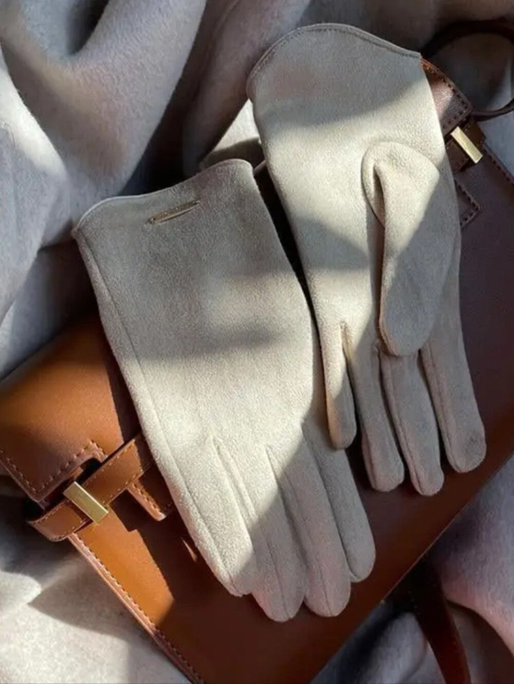 NWT The Softest Gloves Ever